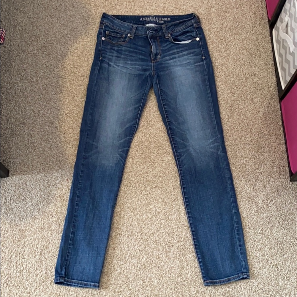 Dark-wash American Eagle Skinny Jeans